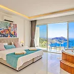 Akbel 3 Bedroom Seaview With Private Pool Hot Tub 빌라 칼칸