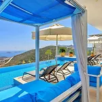 Akbel 3 Bedroom Seaview With Private Pool Hot Tub *